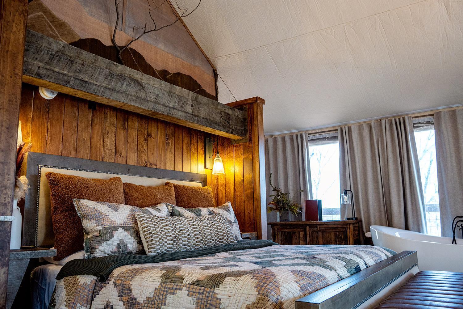 Elk & Embers Mountain Hideaway Hotel Waynesville Exterior photo
